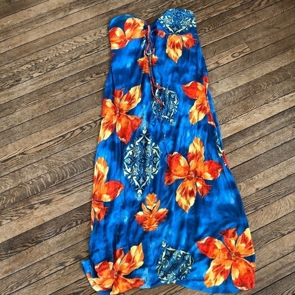 MAXI Dress - Picture 8 of 8